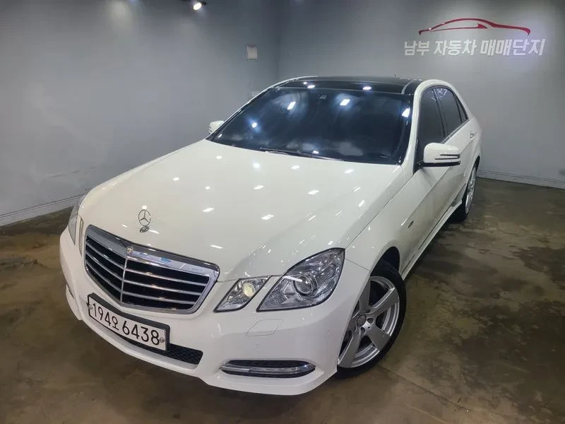 Mercedes-Benz E 350 W212, снимка 2 - Автомобили и джипове - 55948762