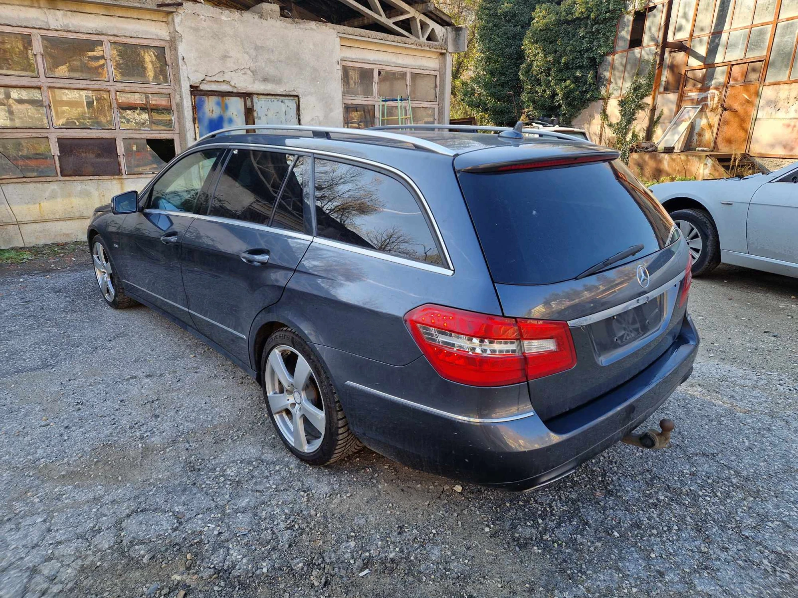 Mercedes-Benz E 350 6бр. 4matik 265кс/231кс/204кс/388кс - изображение 7