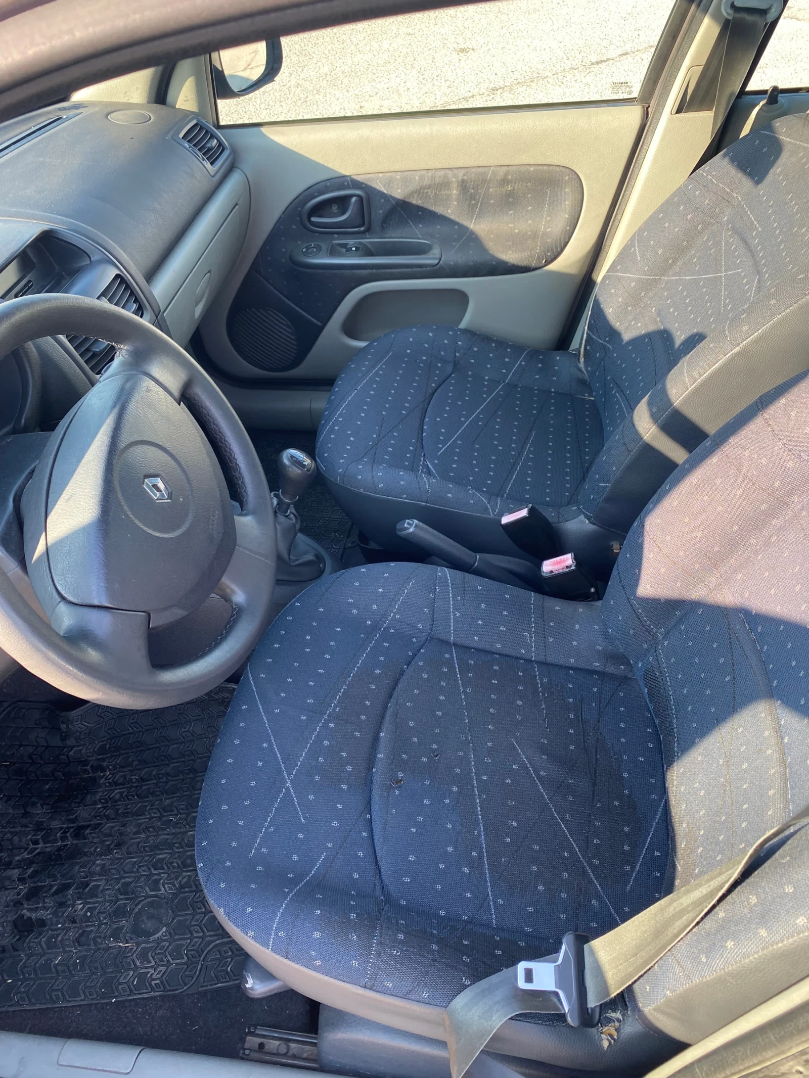 Renault Clio 1.5 DCI - изображение 8