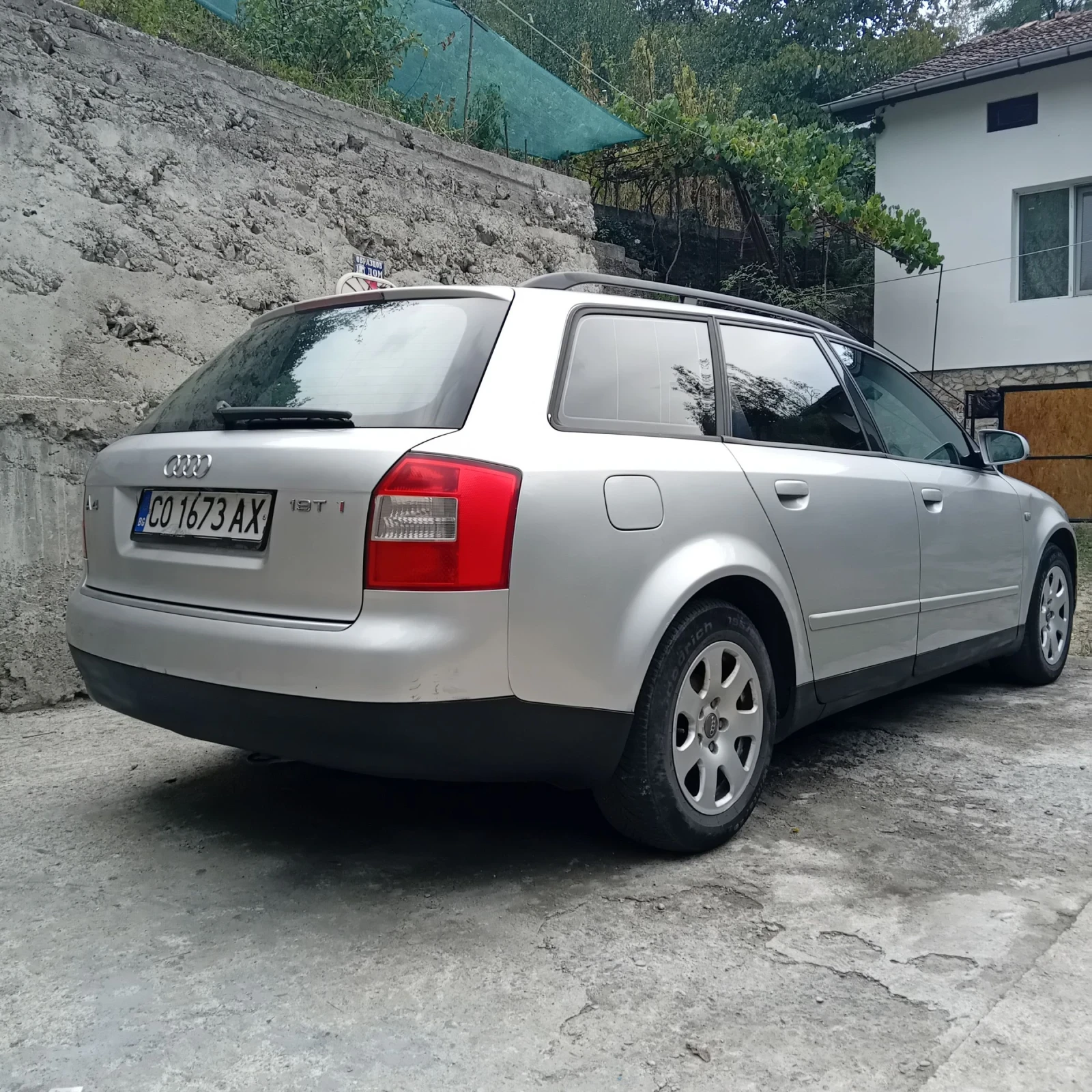 Audi A4 1.9 - изображение 3
