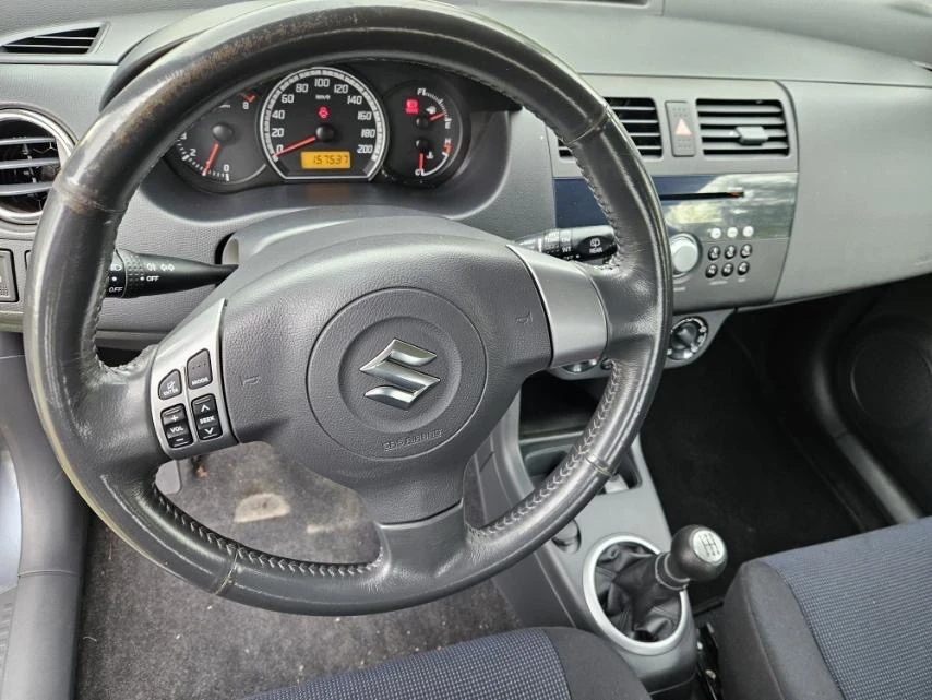 Suzuki Swift 1.3  - изображение 10