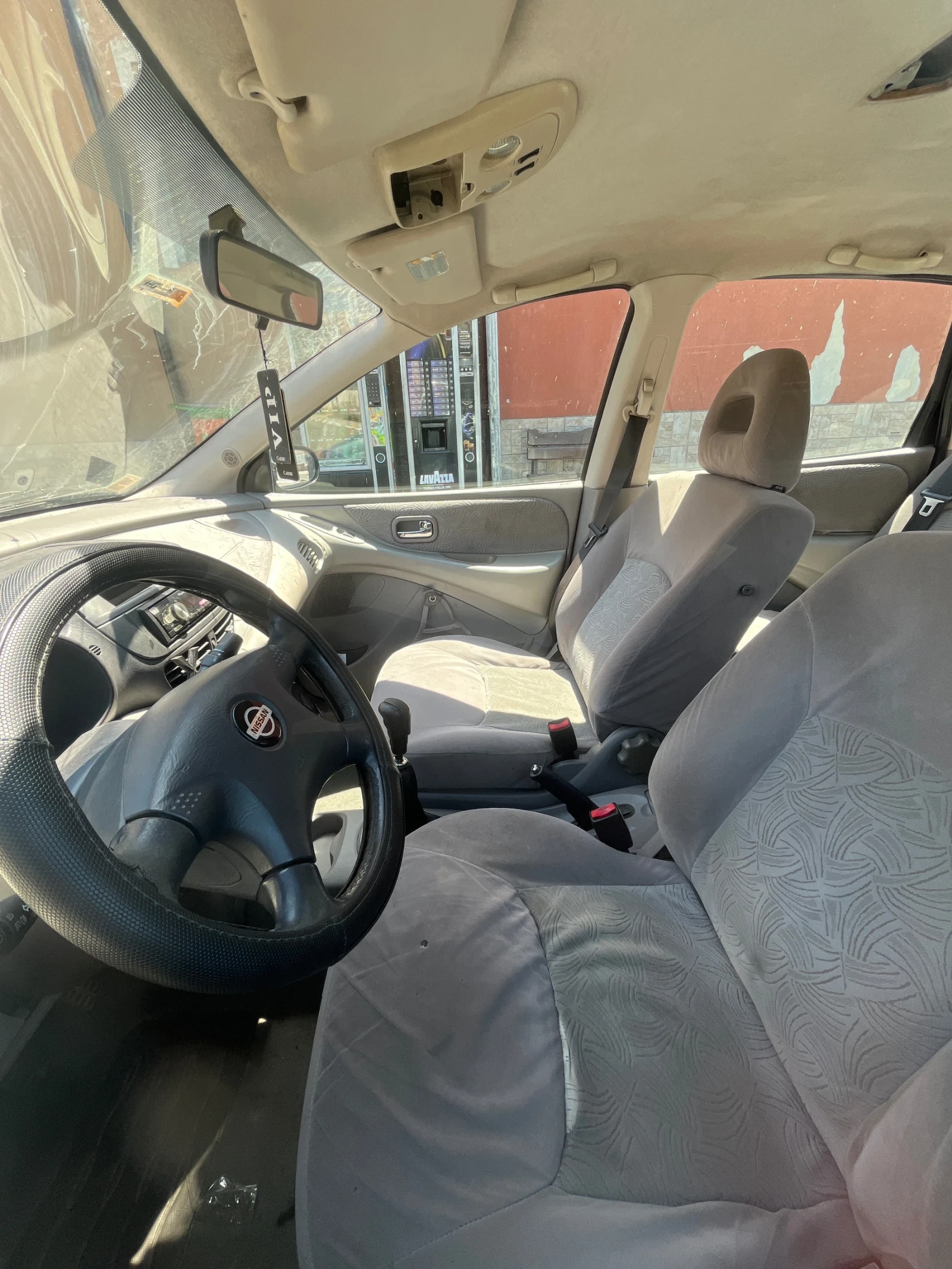 Nissan Almera tino  - изображение 7