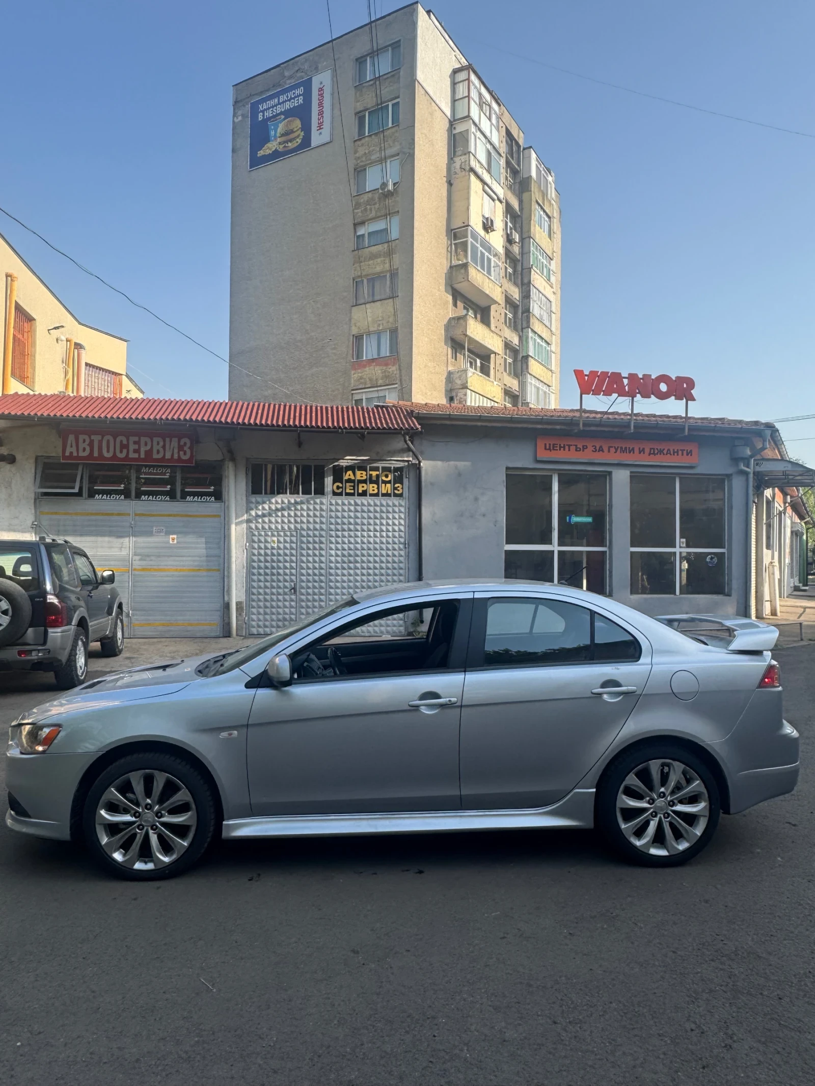 Mitsubishi Lancer Ralliart седан - изображение 8