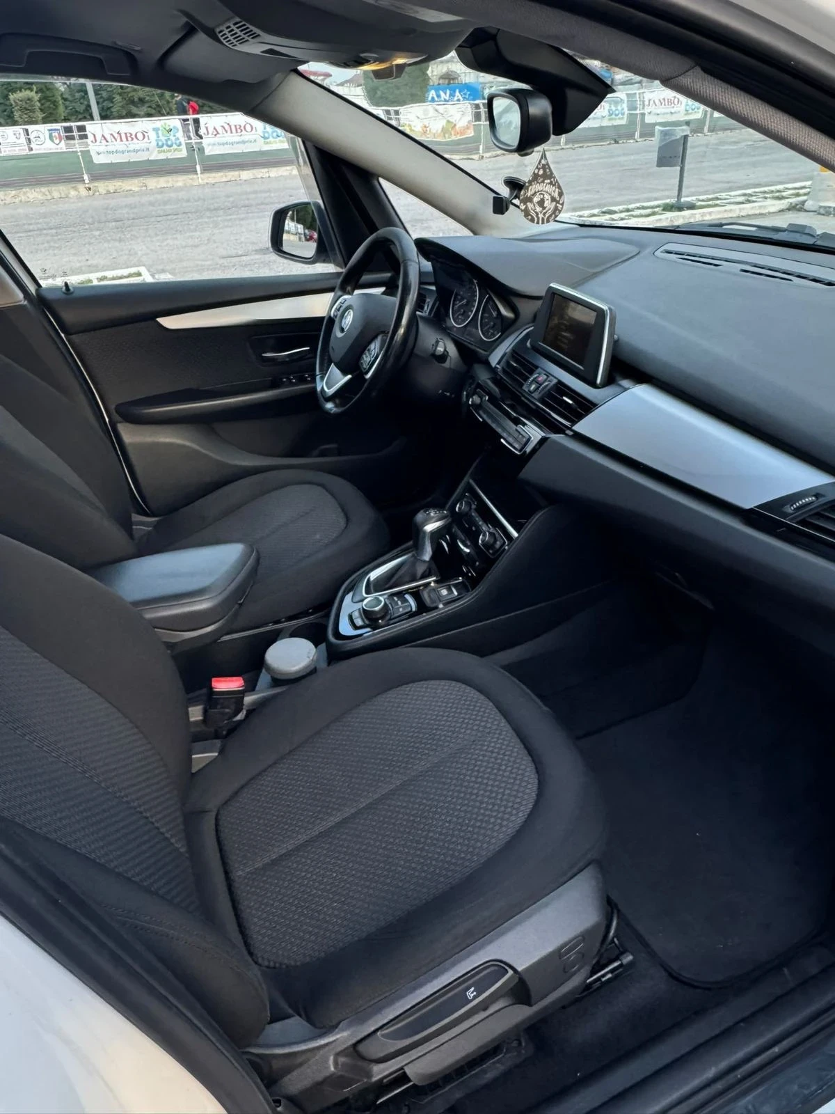 BMW 2 Active Tourer  - изображение 2