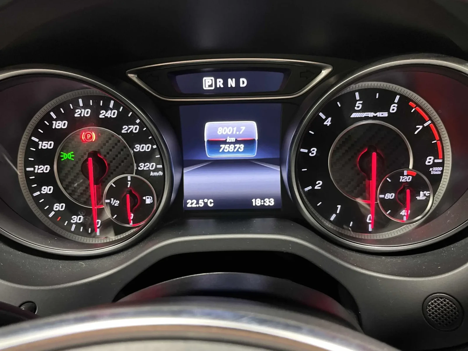 Mercedes-Benz CLA 45 AMG * CARFAX * БЕЗ ПЪРВОНАЧАЛНА ВНОСКА - изображение 9