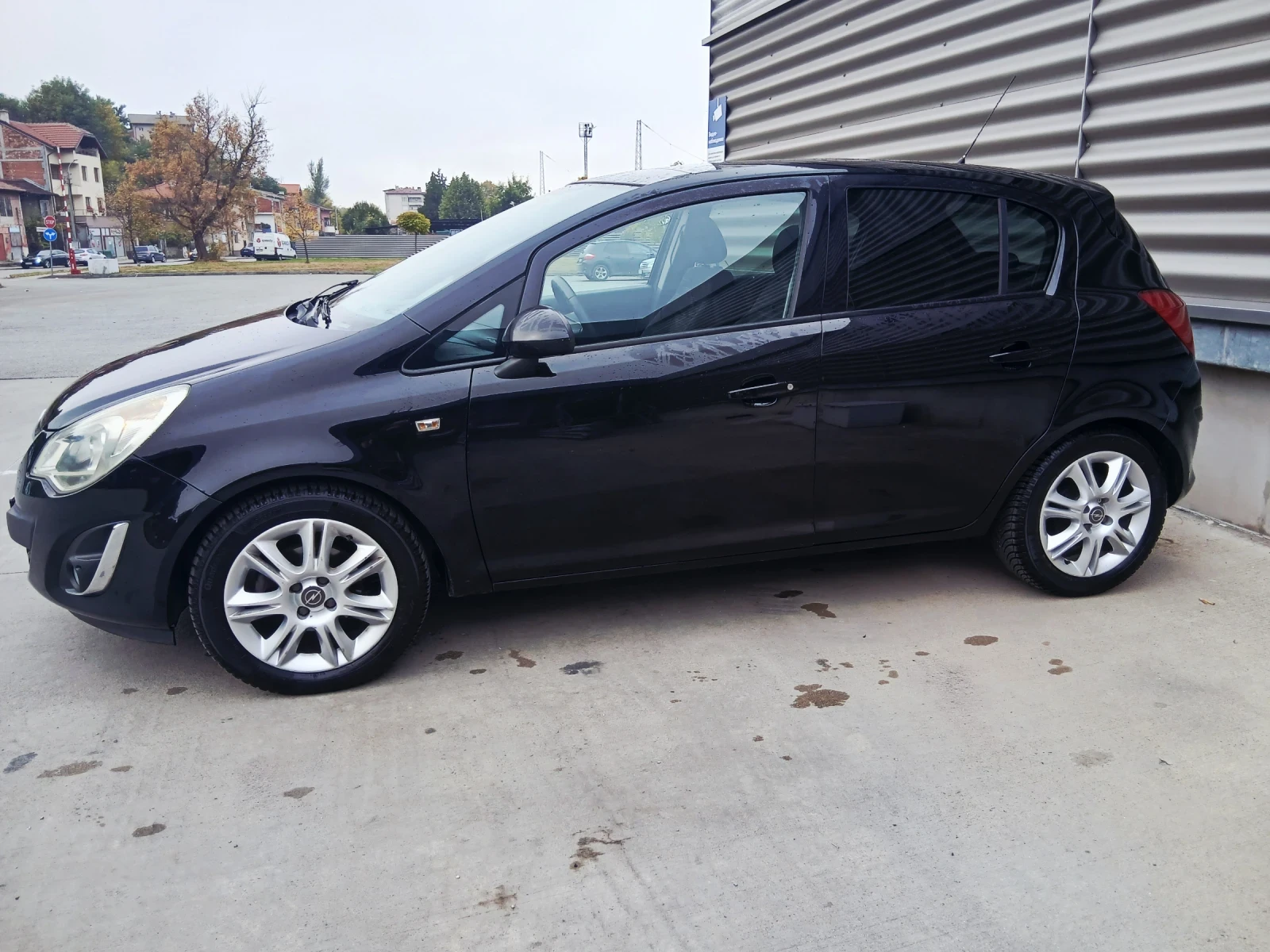 Opel Corsa 1.3cdti euro5b - изображение 2