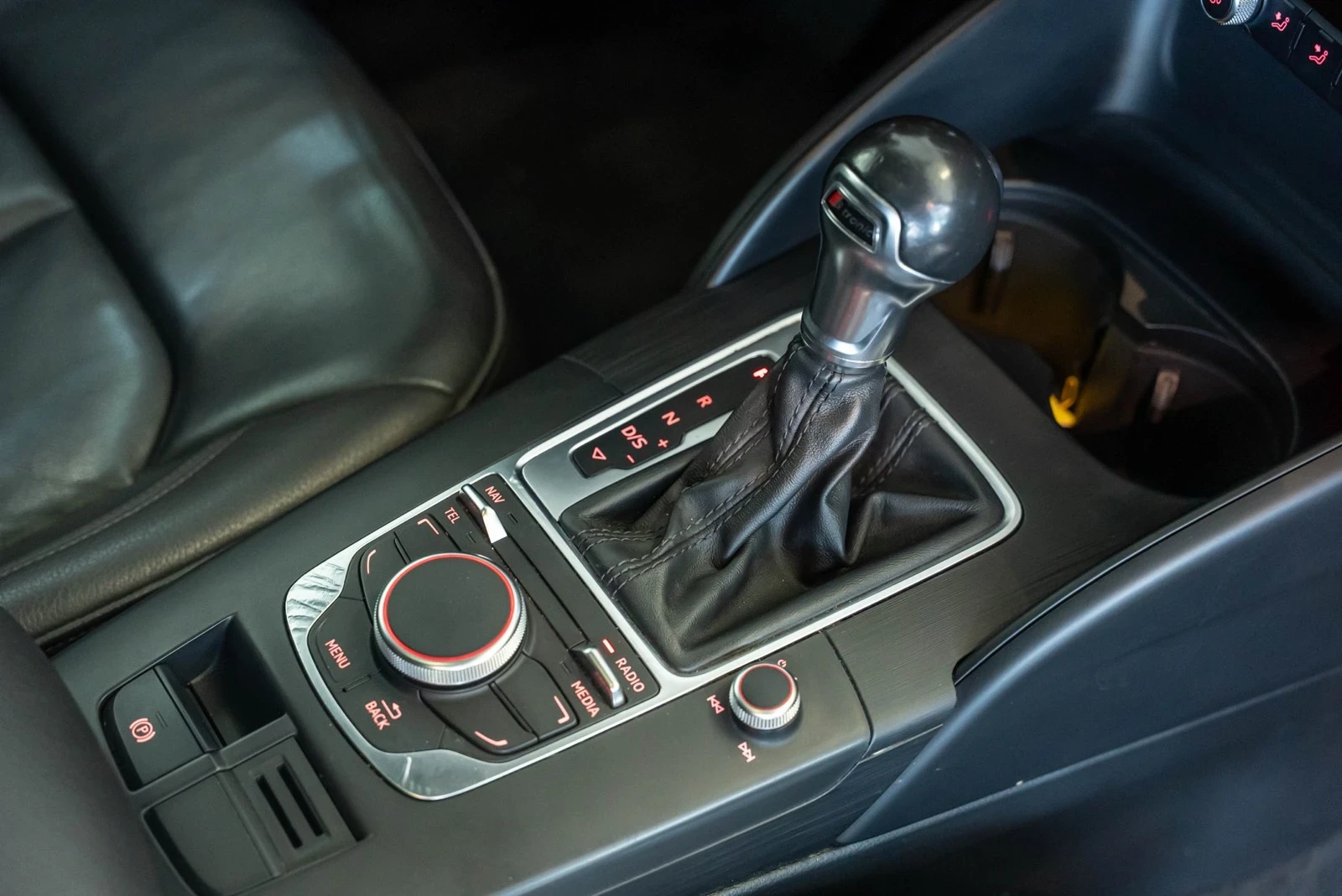 Audi A3 1.8 Т - изображение 7