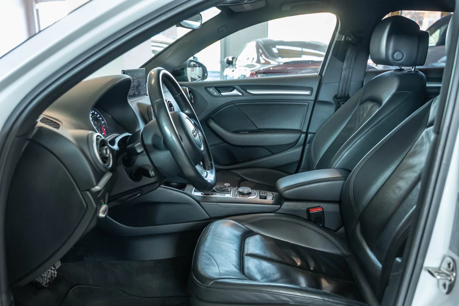 Audi A3 1.8 Т - изображение 10