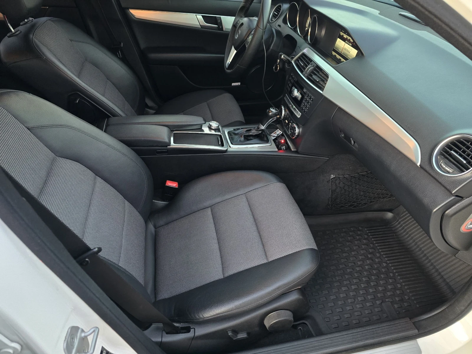 Mercedes-Benz C 220 C220CDI 170к.с. - изображение 9