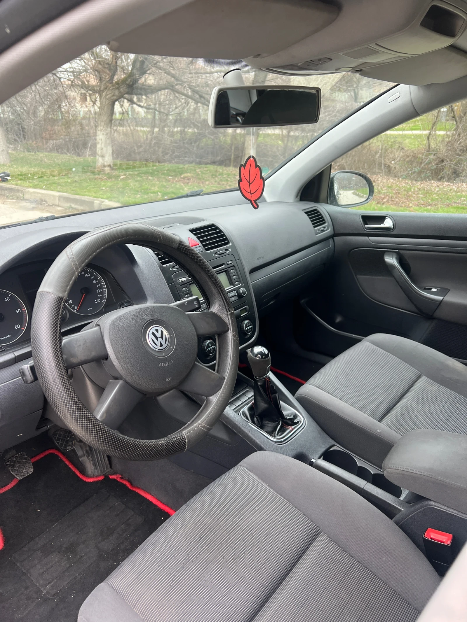 VW Golf  - изображение 8