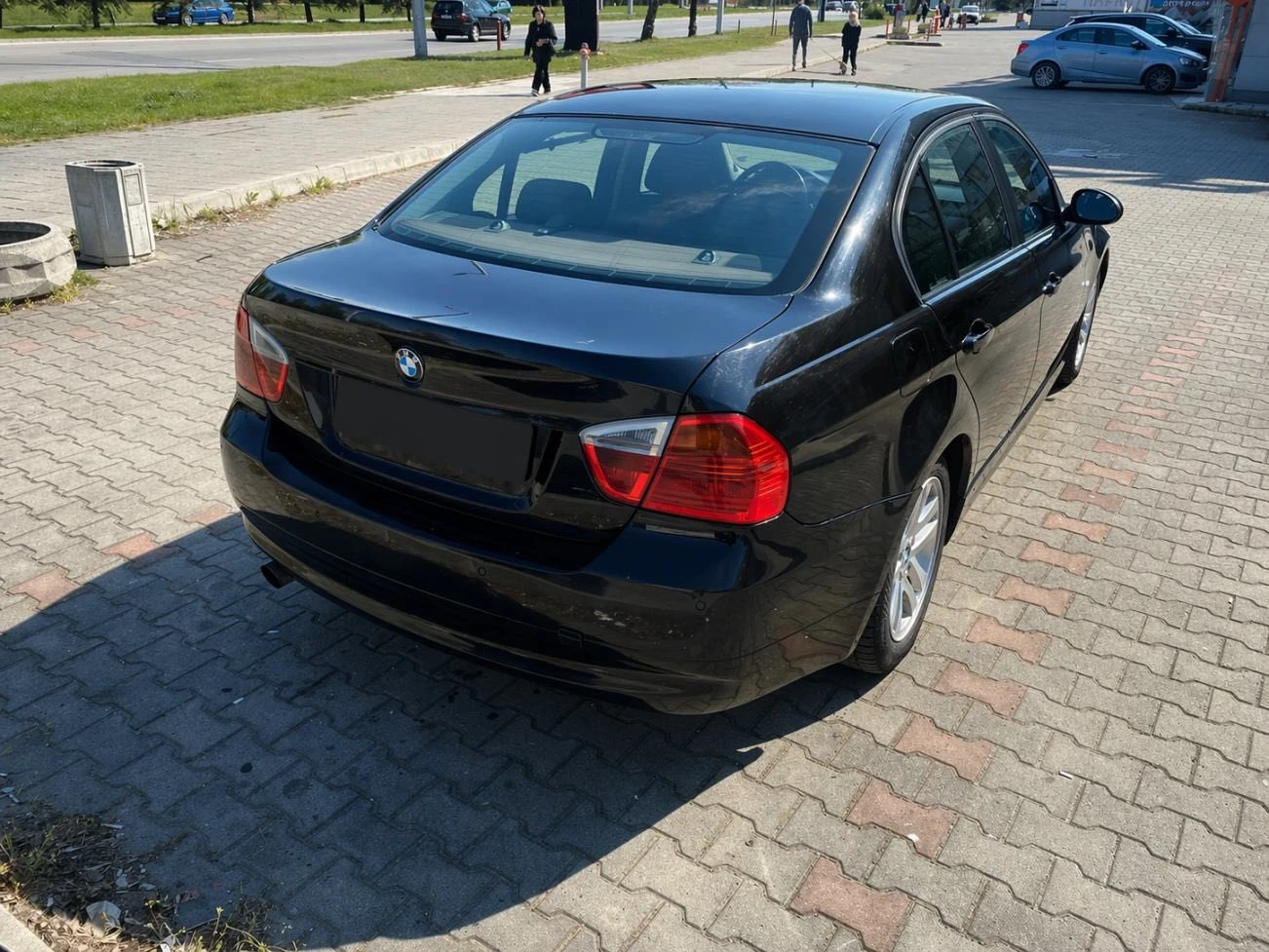 BMW 320, снимка 2 - Автомобили и джипове - 54306261