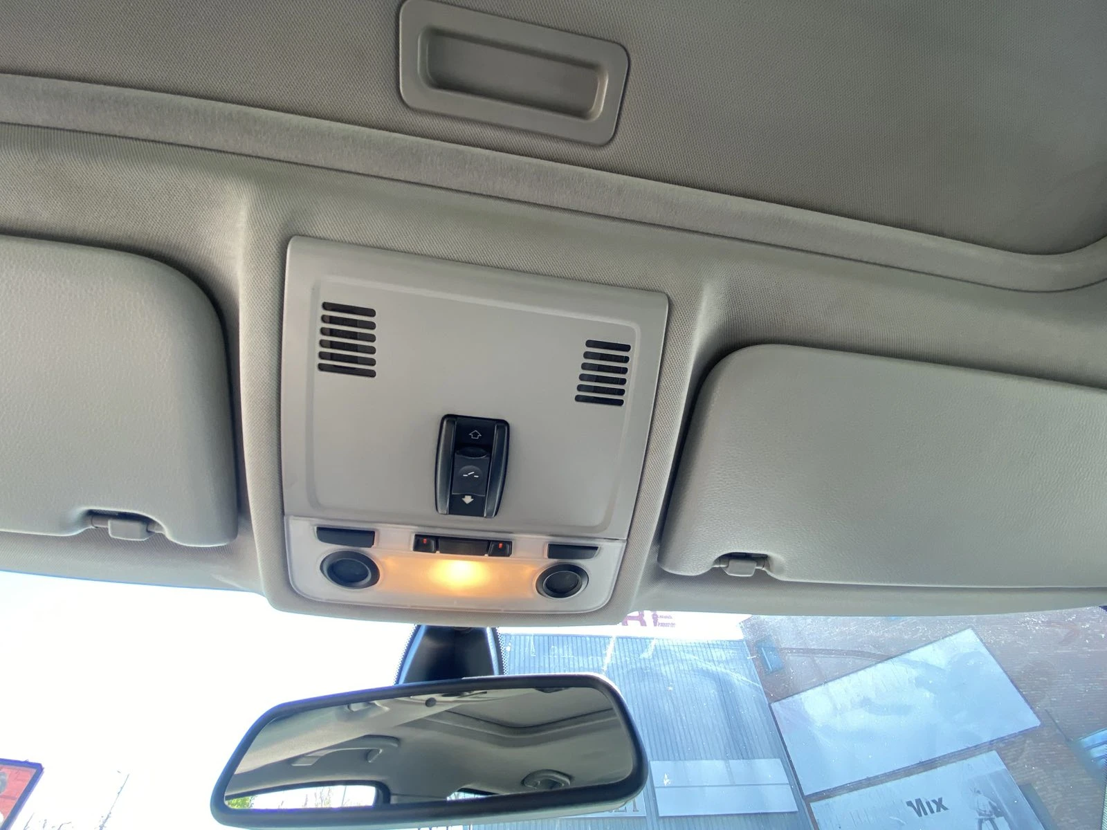 BMW 320, снимка 12 - Автомобили и джипове - 54306261