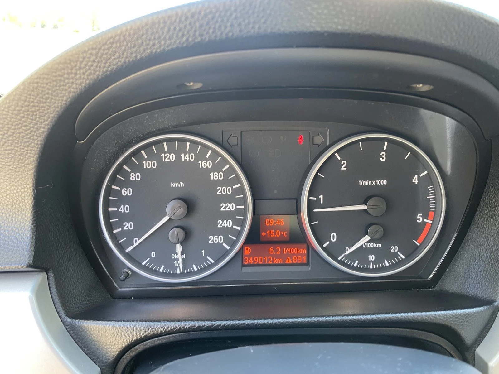 BMW 320, снимка 10 - Автомобили и джипове - 54306261