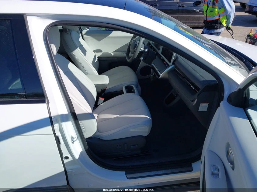 Hyundai Ioniq 5 2024 HYUNDAI IONIQ 5 LIMITED/DISNEY 100 EDITION | Mobile.bg � ����������� 7