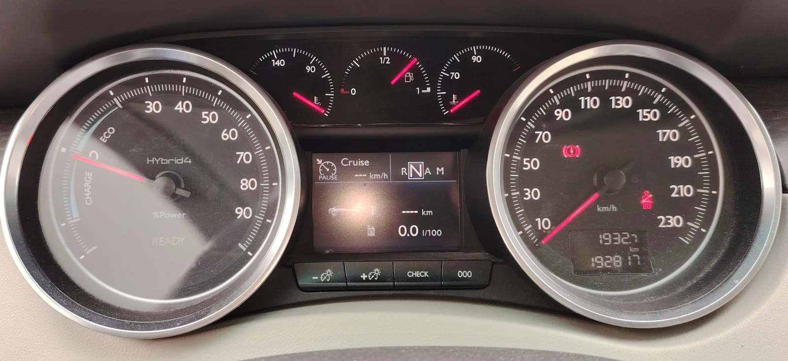 Peugeot 508 Hybrid 4, снимка 6 - Автомобили и джипове - 54629815