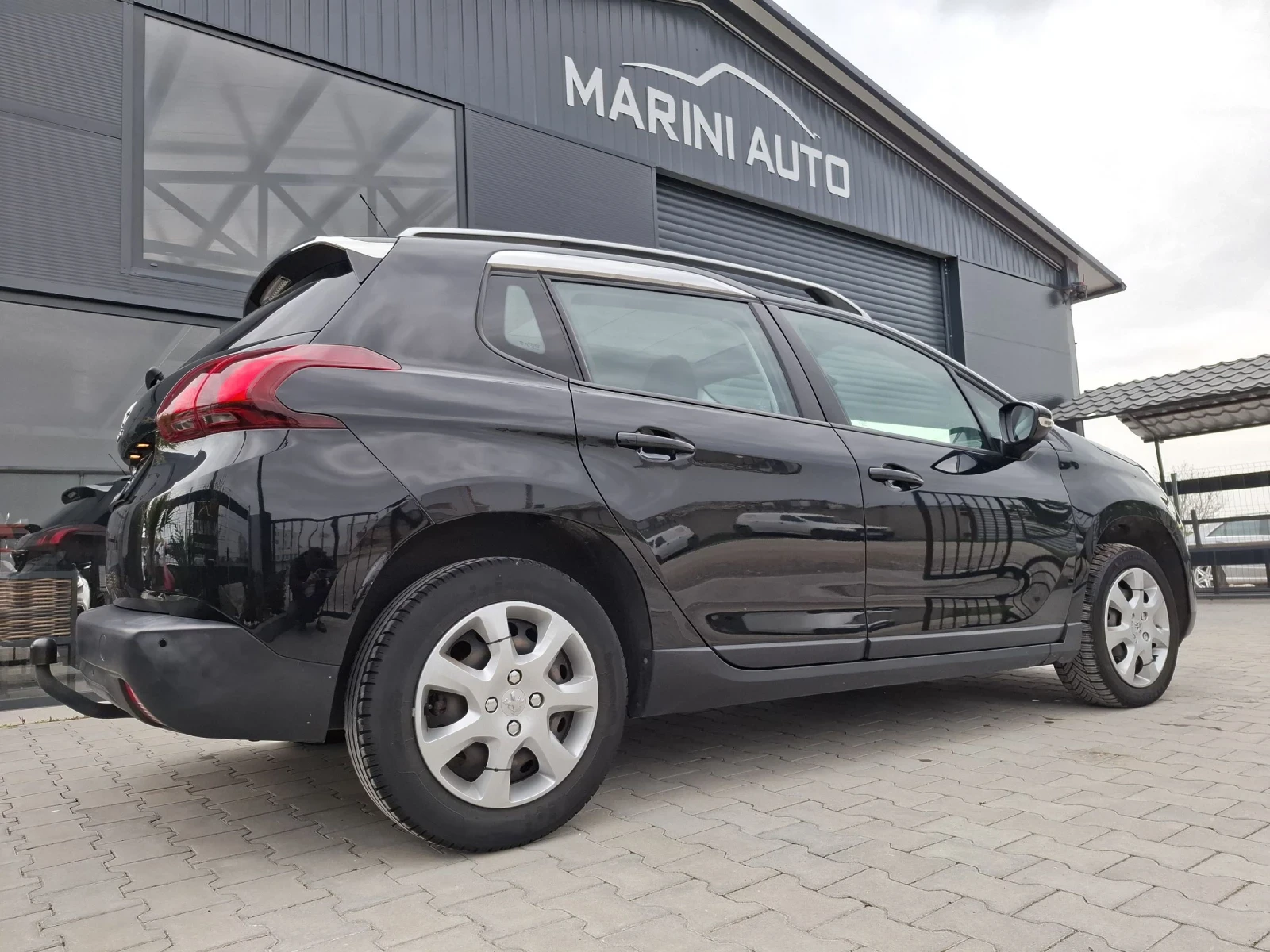 Peugeot 2008 1.2i* * facelift* * 110k.c* * euro6 | Mobile.bg � ����������� 5