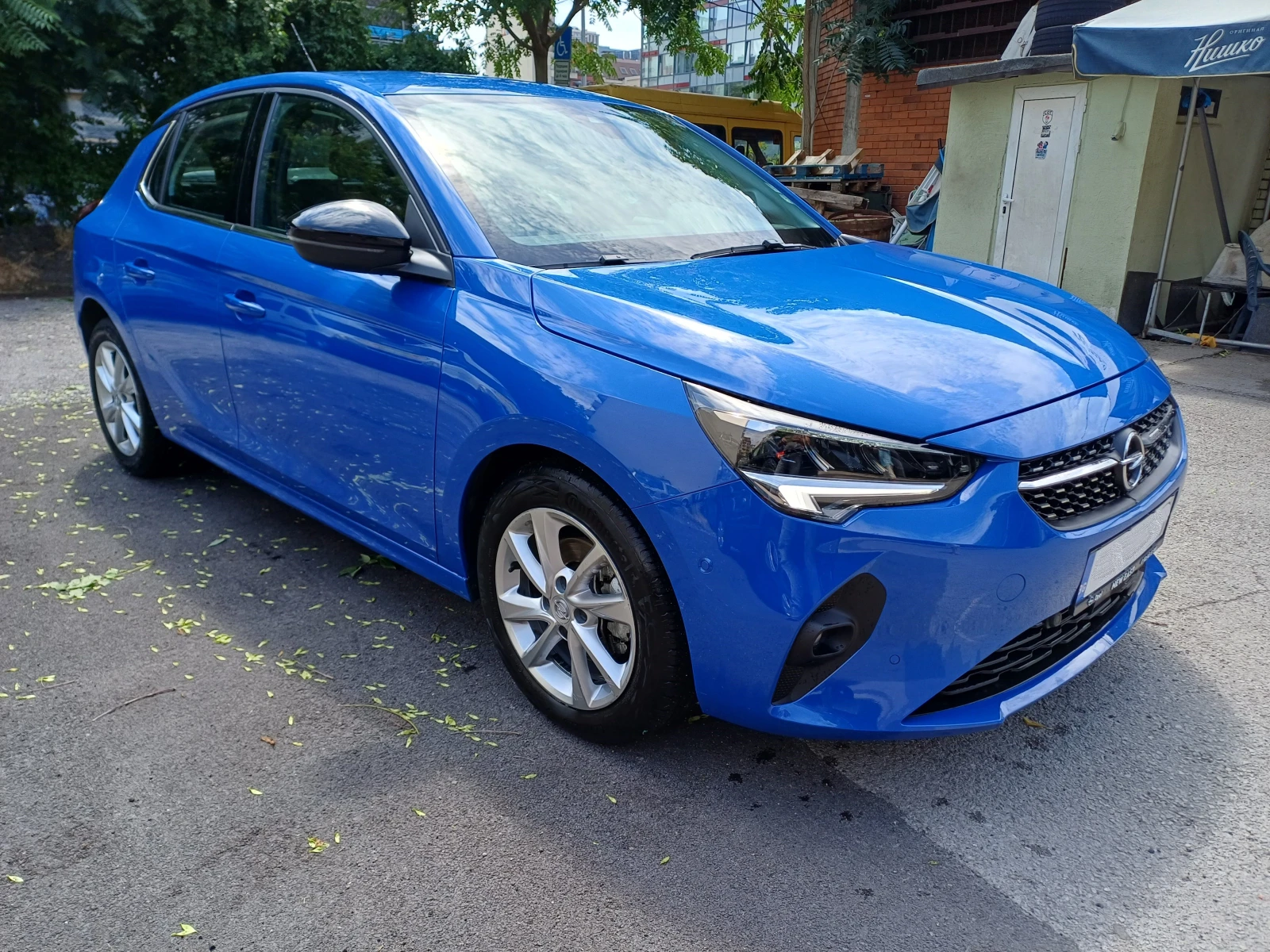 Opel Corsa 1.2 ELEGANCE, снимка 3 - Автомобили и джипове - 55133940