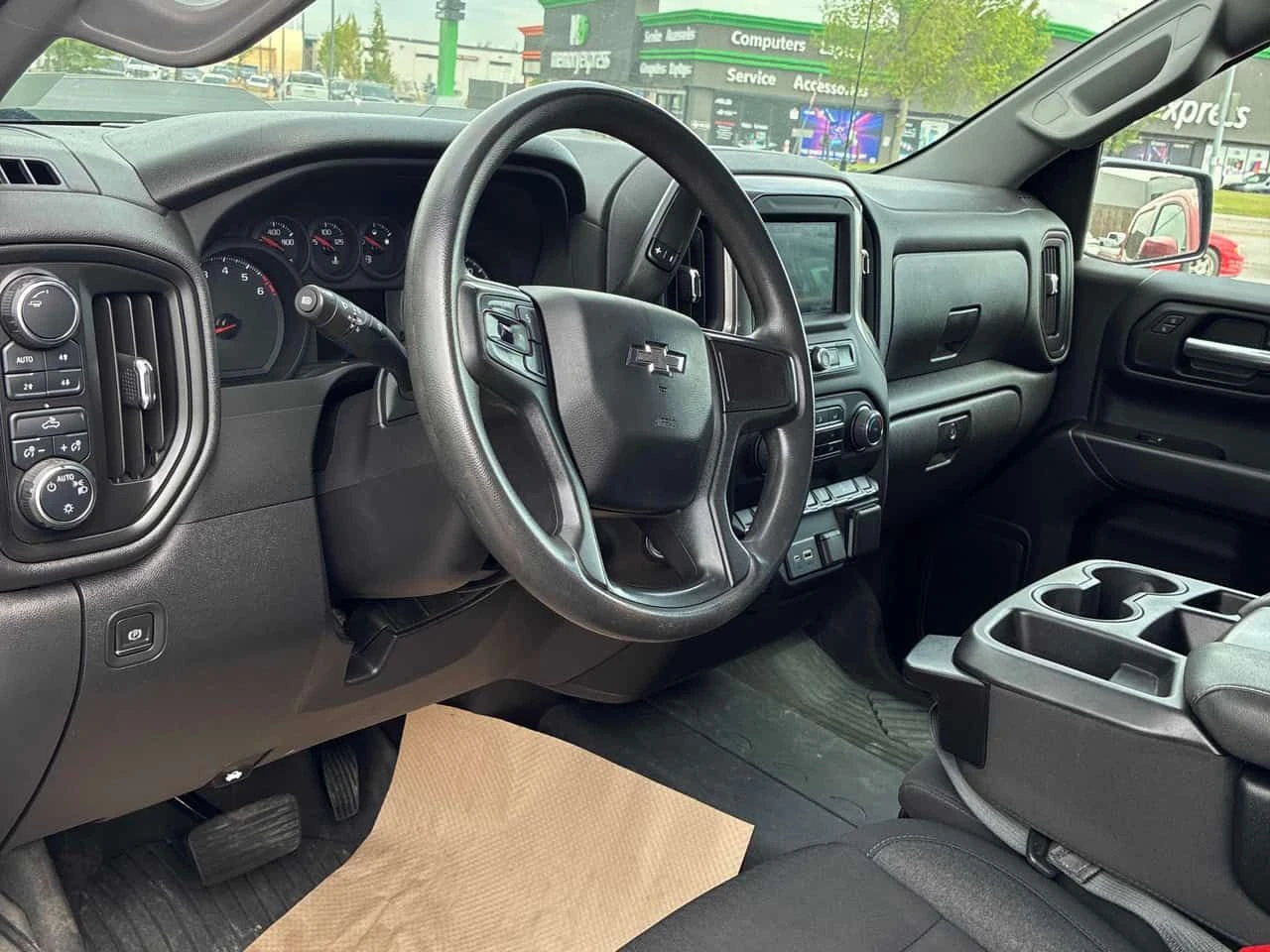 Chevrolet Silverado * Custom Trail Boss * АВТОКРЕДИТ БЕЗ ПЪРВОНАЧАЛНА*, снимка 5 - Автомобили и джипове - 55165408