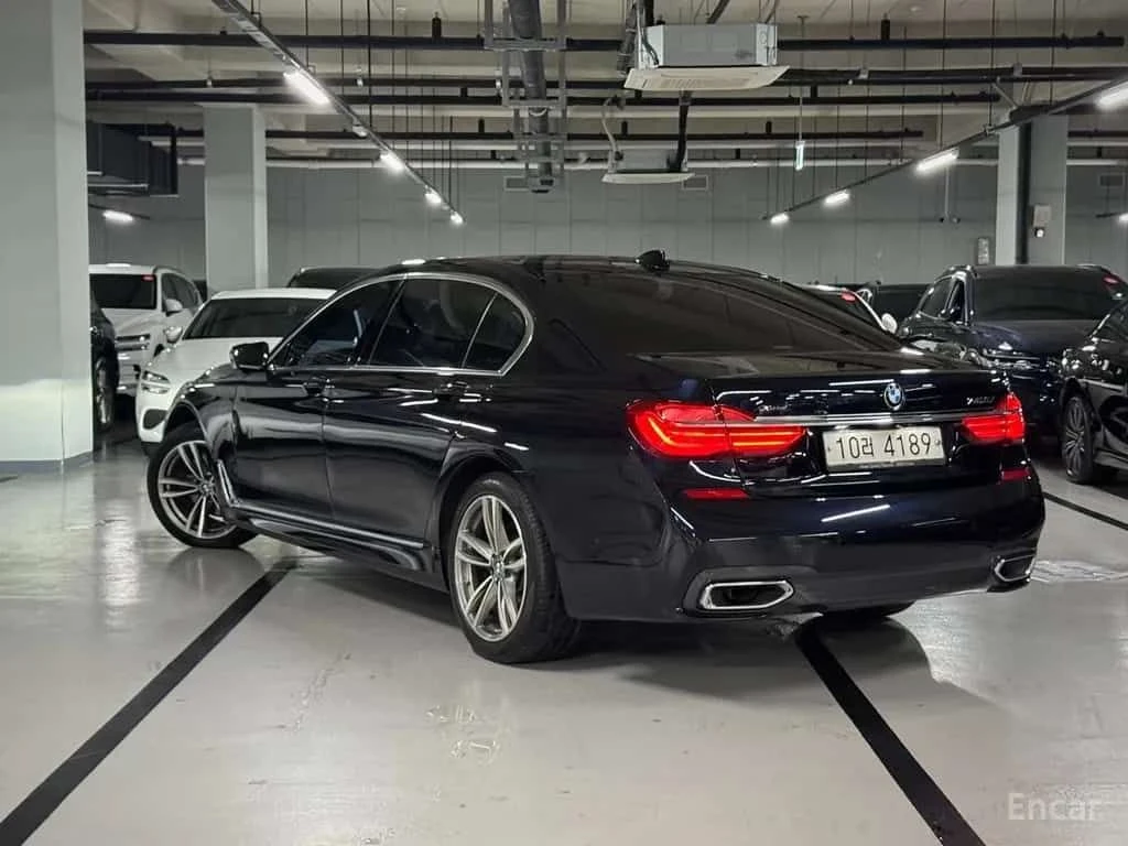 BMW 740 * L xDrive * M SPORT * АВТОКРЕДИТ, снимка 2 - Автомобили и джипове - 55580360