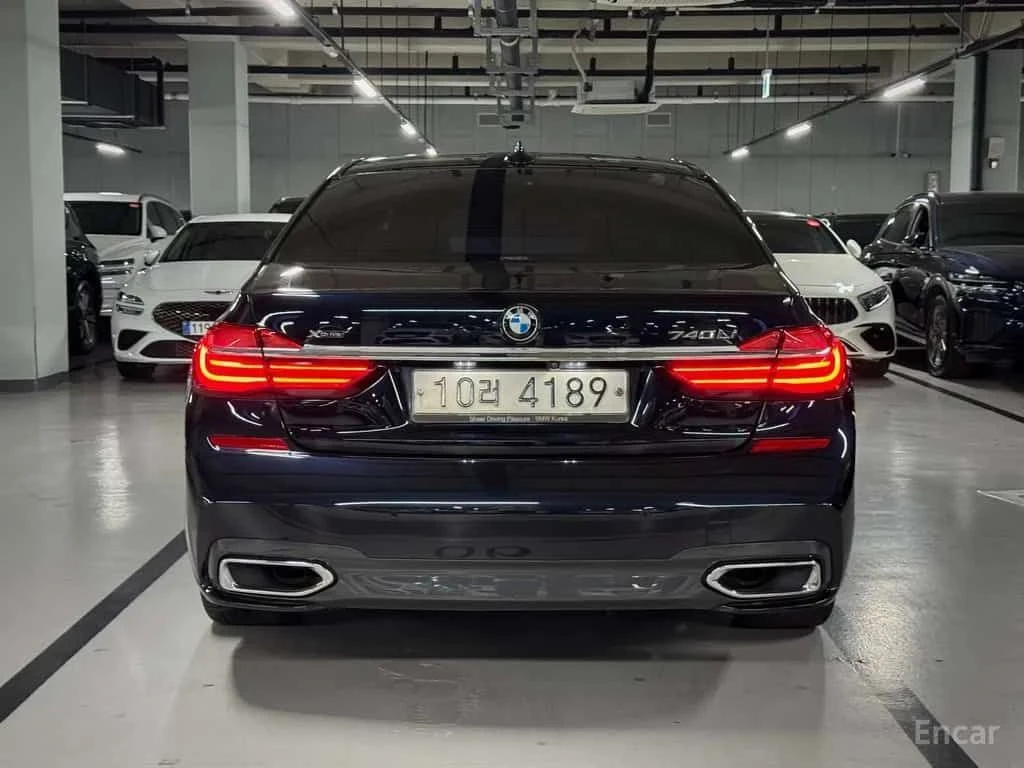 BMW 740 * L xDrive * M SPORT * АВТОКРЕДИТ, снимка 4 - Автомобили и джипове - 55580360