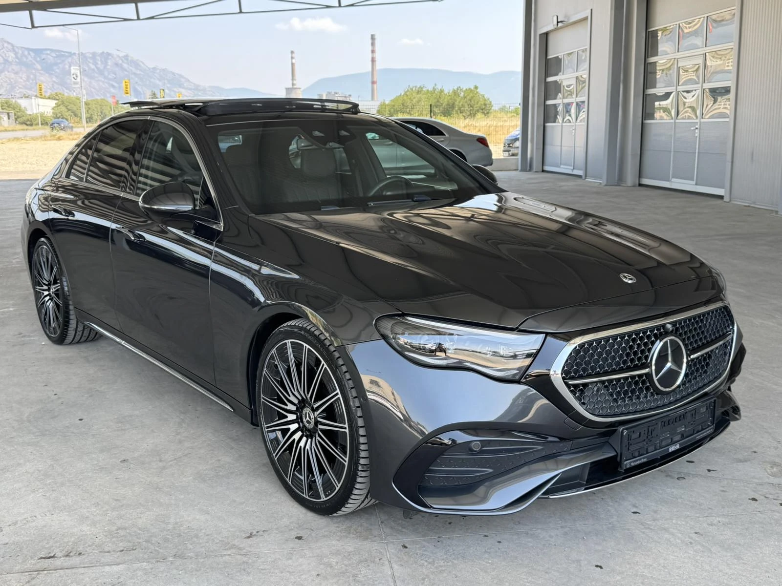 Mercedes-Benz E 450 d* 367ps* 4M* AMG Line* Head Up* Distr* Pano* Burm, снимка 7 - Автомобили и джипове - 55592666