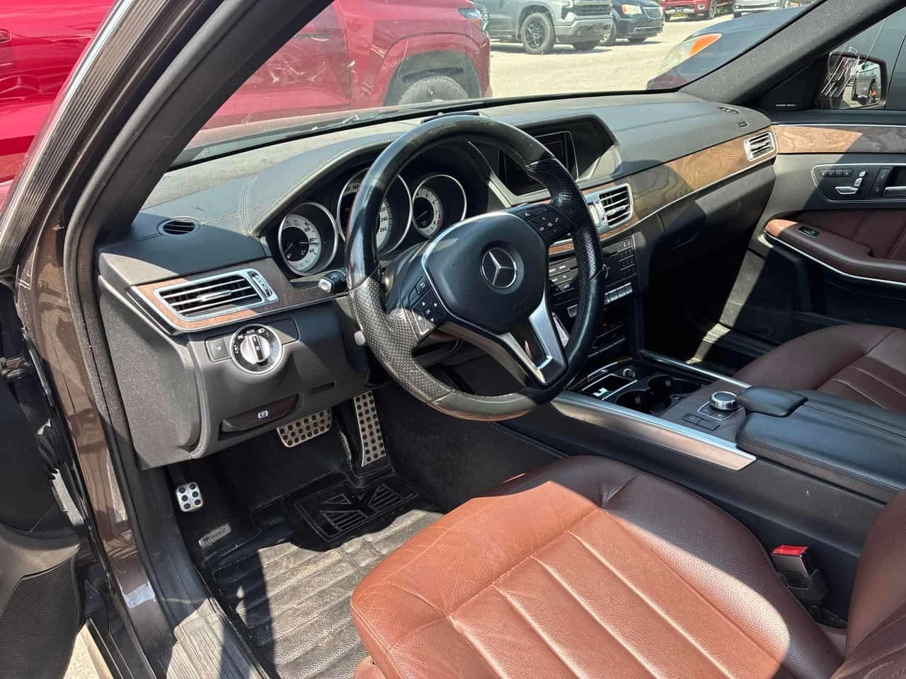 Mercedes-Benz E 400 * CARFAX * ЦЕНА ДО БГ, снимка 8 - Автомобили и джипове - 55626561