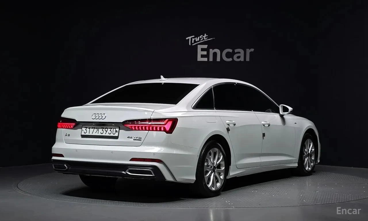 Audi A6 * 45 TFSI Quattro * 360 * ОДБУХВАНЕ * ПОДГРЕВ * , снимка 2 - Автомобили и джипове - 55992392