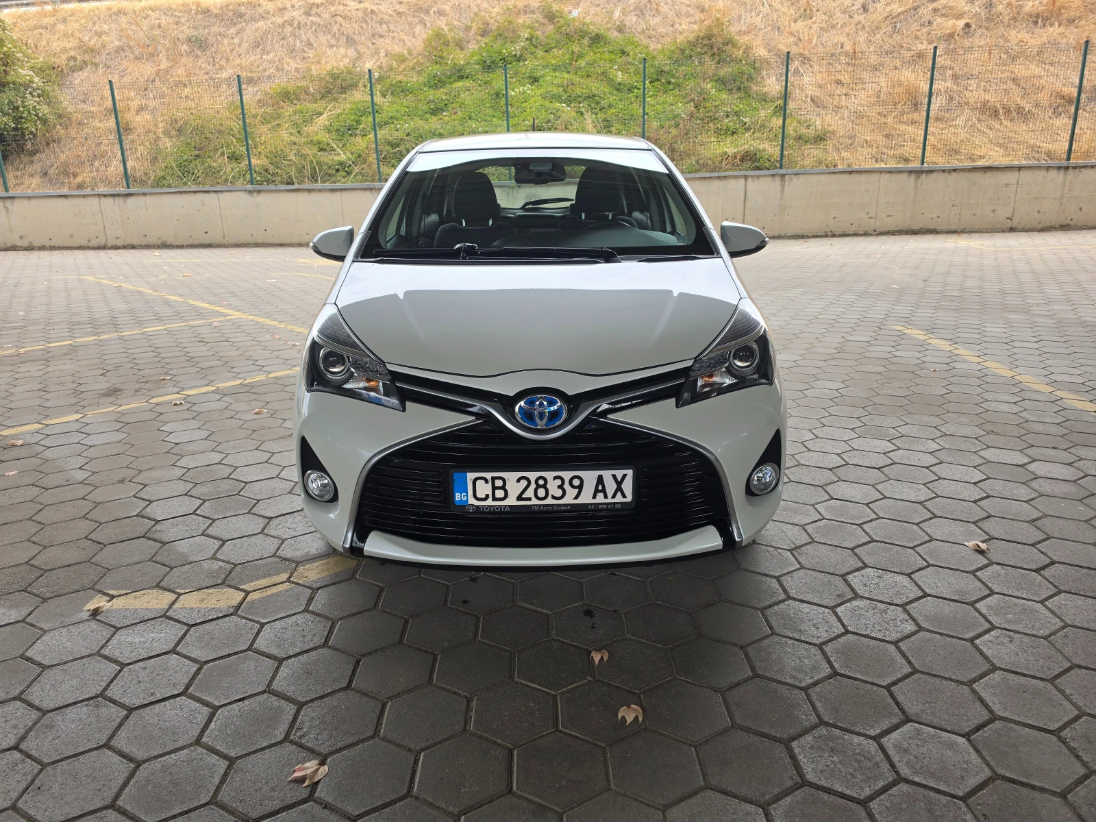 Toyota Yaris HYBRID