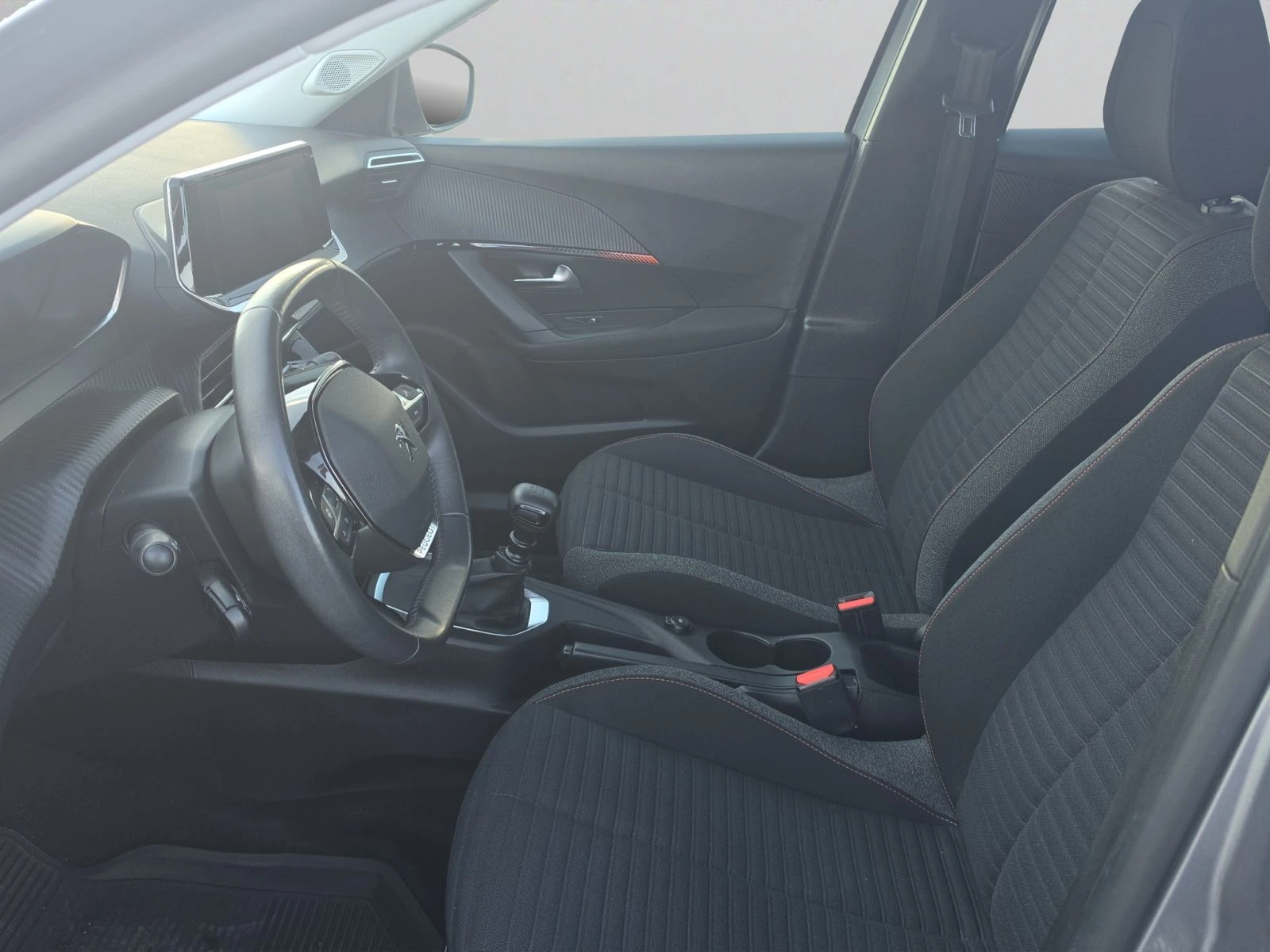 Peugeot 2008 New Line ACTIVE 1.2 PureTech 100 BVM6//2206304 | Mobile.bg � ����������� 11