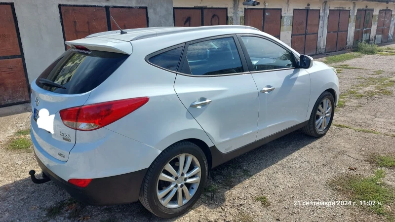 Hyundai IX35, снимка 4 - Автомобили и джипове - 47311575