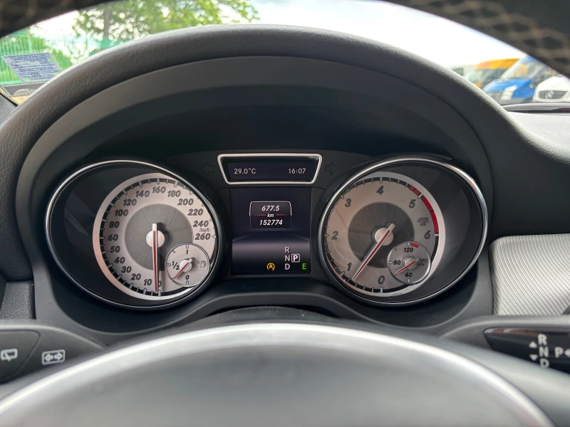 Mercedes-Benz GLA 220 AMG/ NIGHT PACK, снимка 8 - Автомобили и джипове - 50399273