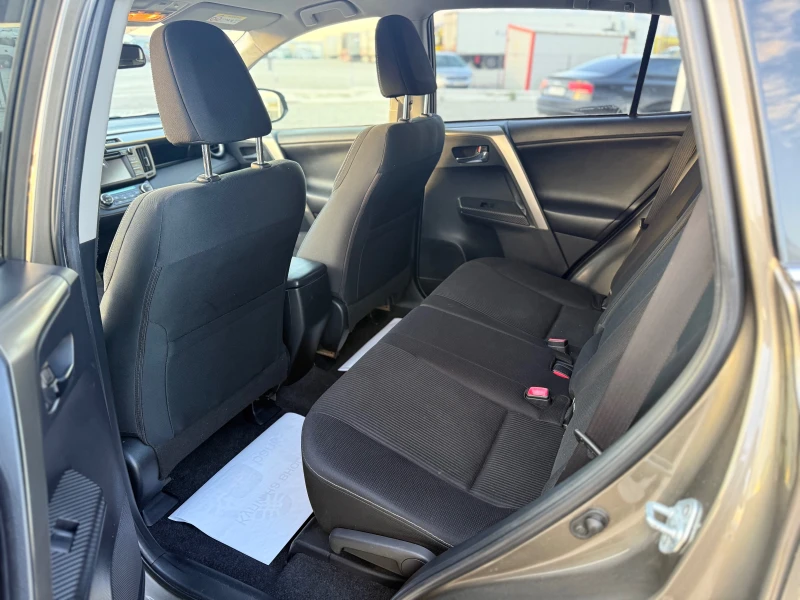 Toyota Rav4 2.0 D4D 124 ks Собствен лизинг срещу 6300 лв, снимка 12 - Автомобили и джипове - 51478105