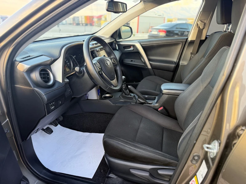 Toyota Rav4 2.0 D4D 124 ks Собствен лизинг срещу 6300 лв, снимка 11 - Автомобили и джипове - 51478105