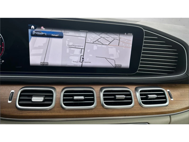Mercedes-Benz GLS580 7 места, AMG, Burmester, Месечна вноска от 2260 лв, снимка 15 - Автомобили и джипове - 52479744