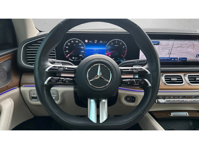 Mercedes-Benz GLS580 7 места, AMG, Burmester, Месечна вноска от 2260 лв, снимка 13 - Автомобили и джипове - 52479744