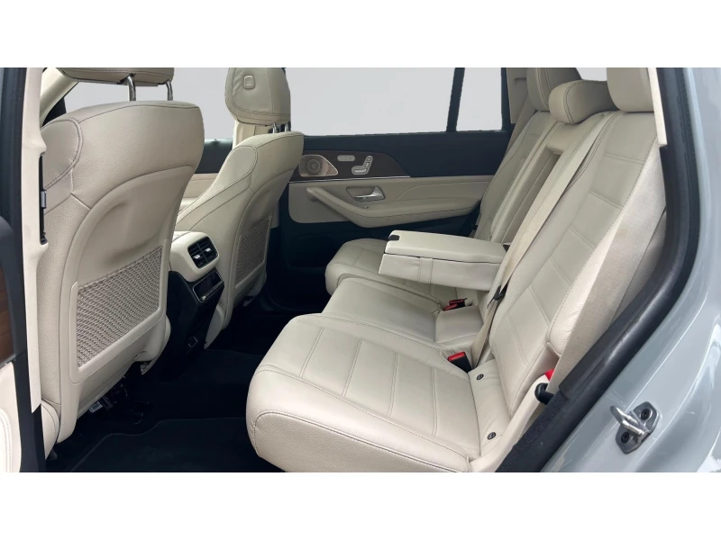 Mercedes-Benz GLS580 7 места, AMG, Burmester, Месечна вноска от 2260 лв, снимка 11 - Автомобили и джипове - 52479744