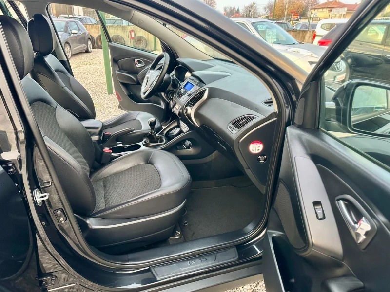 Hyundai IX35 1.7CRDI* , снимка 7 - Автомобили и джипове - 52581136