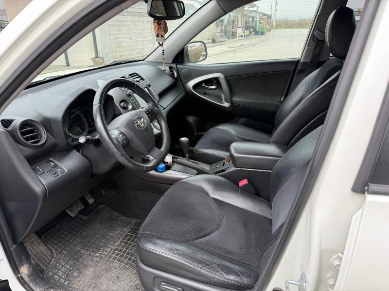 Toyota Rav4, снимка 7 - Автомобили и джипове - 52652007