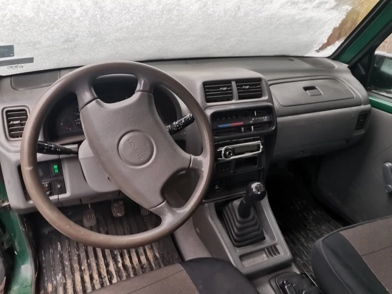 Suzuki Vitara, снимка 4 - Автомобили и джипове - 52921893