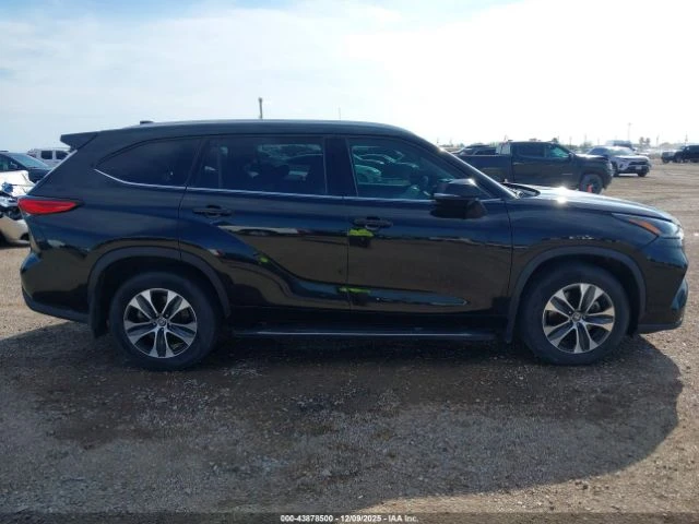 Toyota Highlander * XLE* КОЖА* ПОДГРЕВ* ШИБИДАХ* , снимка 12 - Автомобили и джипове - 53755492