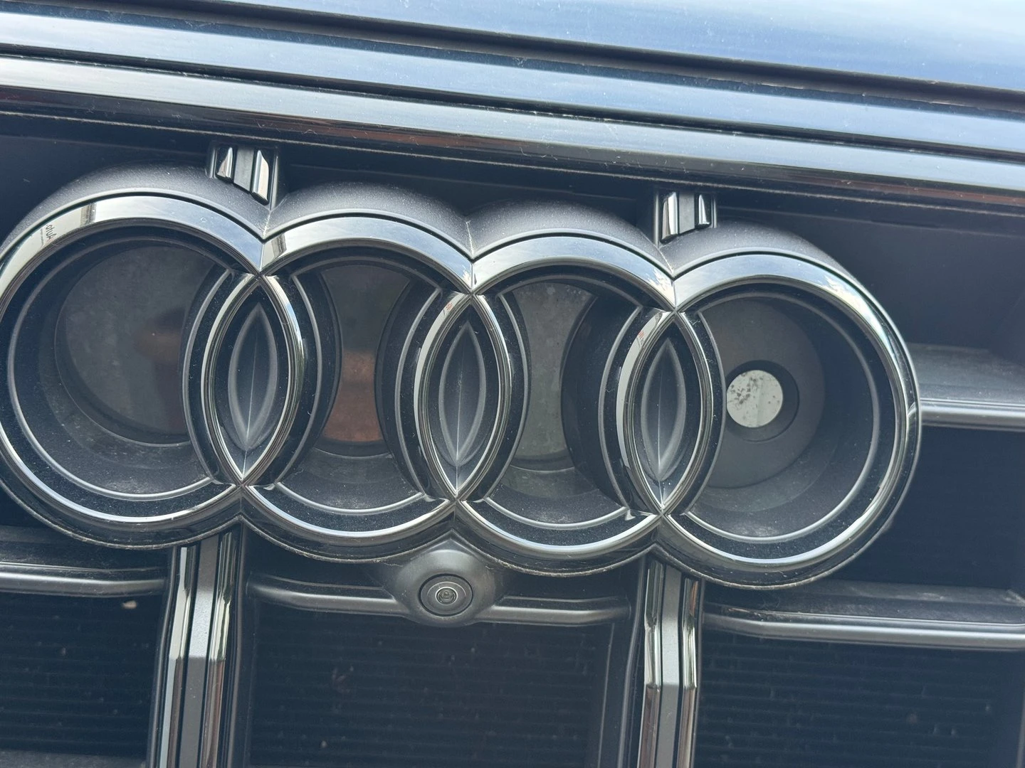 Audi SQ7 TFSI quattro - изображение 6