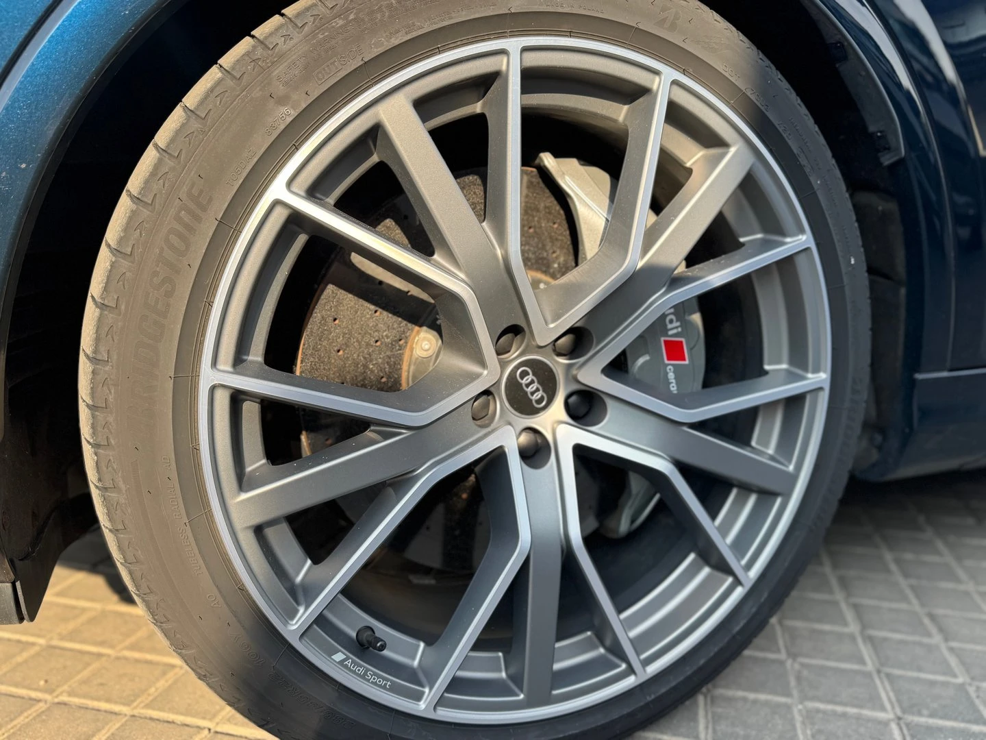 Audi SQ7 TFSI quattro - изображение 5