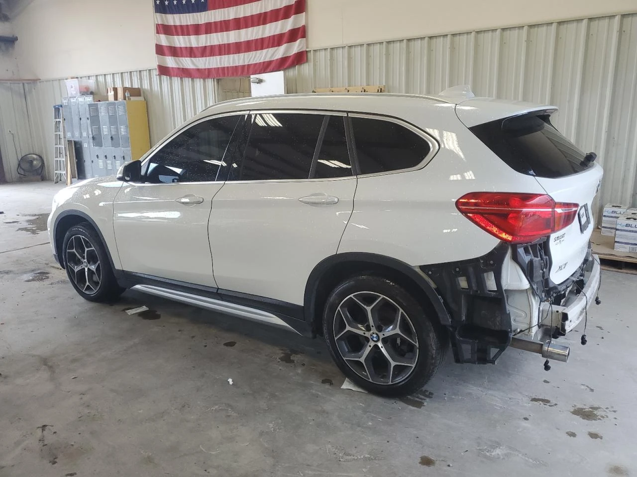 BMW X1 XDRIVE28I * КЛИП НА ДВИГАТЕЛ*  - изображение 3
