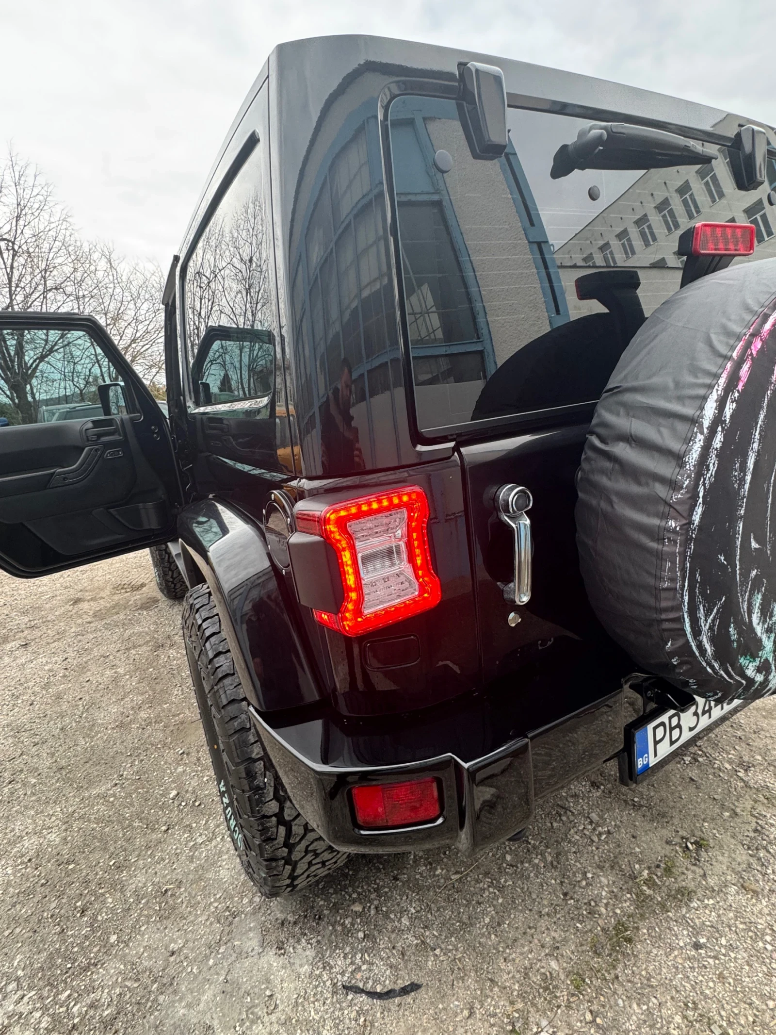 Jeep Wrangler 2.8 CRD 200К.С. ARCTIC, снимка 7 - Автомобили и джипове - 53666835