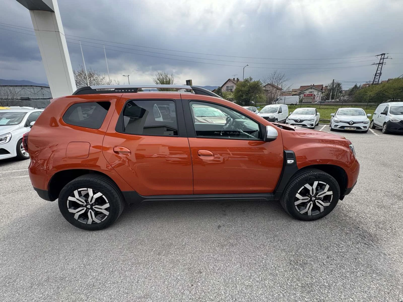 Dacia Duster 1.3 Tce, снимка 7 - Автомобили и джипове - 54553952