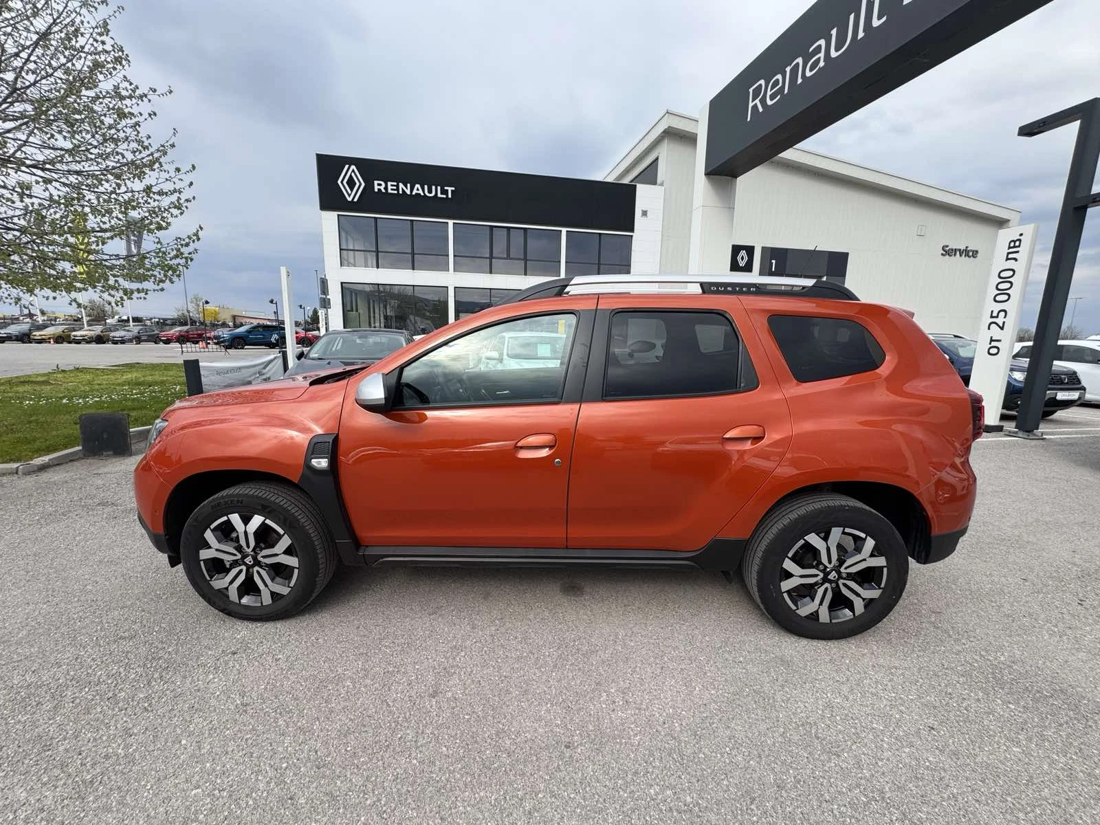 Dacia Duster 1.3 Tce, снимка 3 - Автомобили и джипове - 54553952