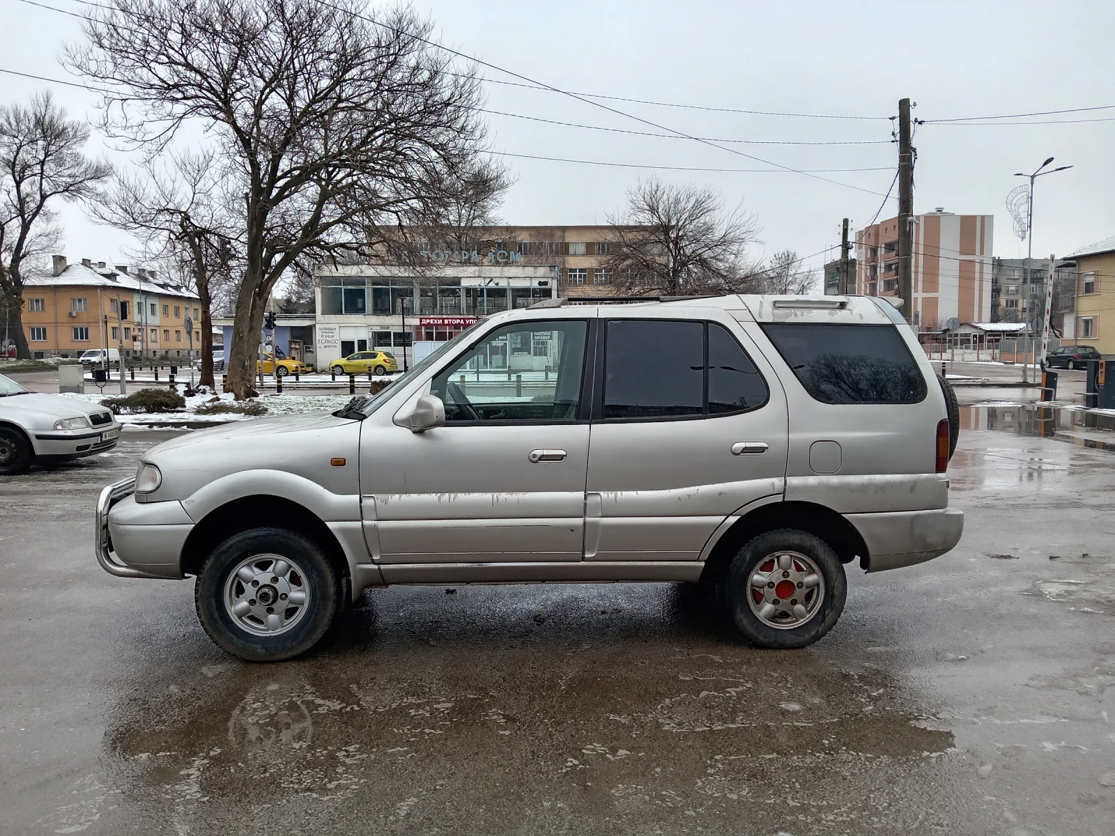 Tata Safari 2d | Mobile.bg � ����������� 3