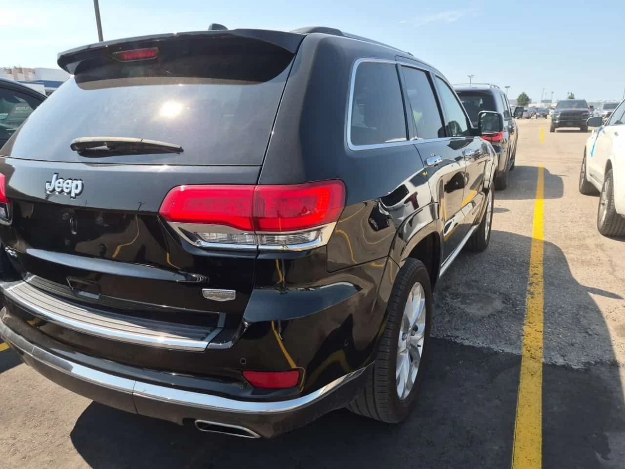 Jeep Grand cherokee SUMMIT/CARFAX/ФИНАНСИРАНЕ, снимка 3 - Автомобили и джипове - 55563675