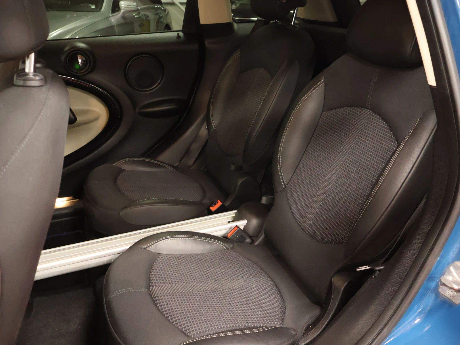 Mini Countryman D | Сменена верига | Напълно обслужен , снимка 14 - Автомобили и джипове - 55821744