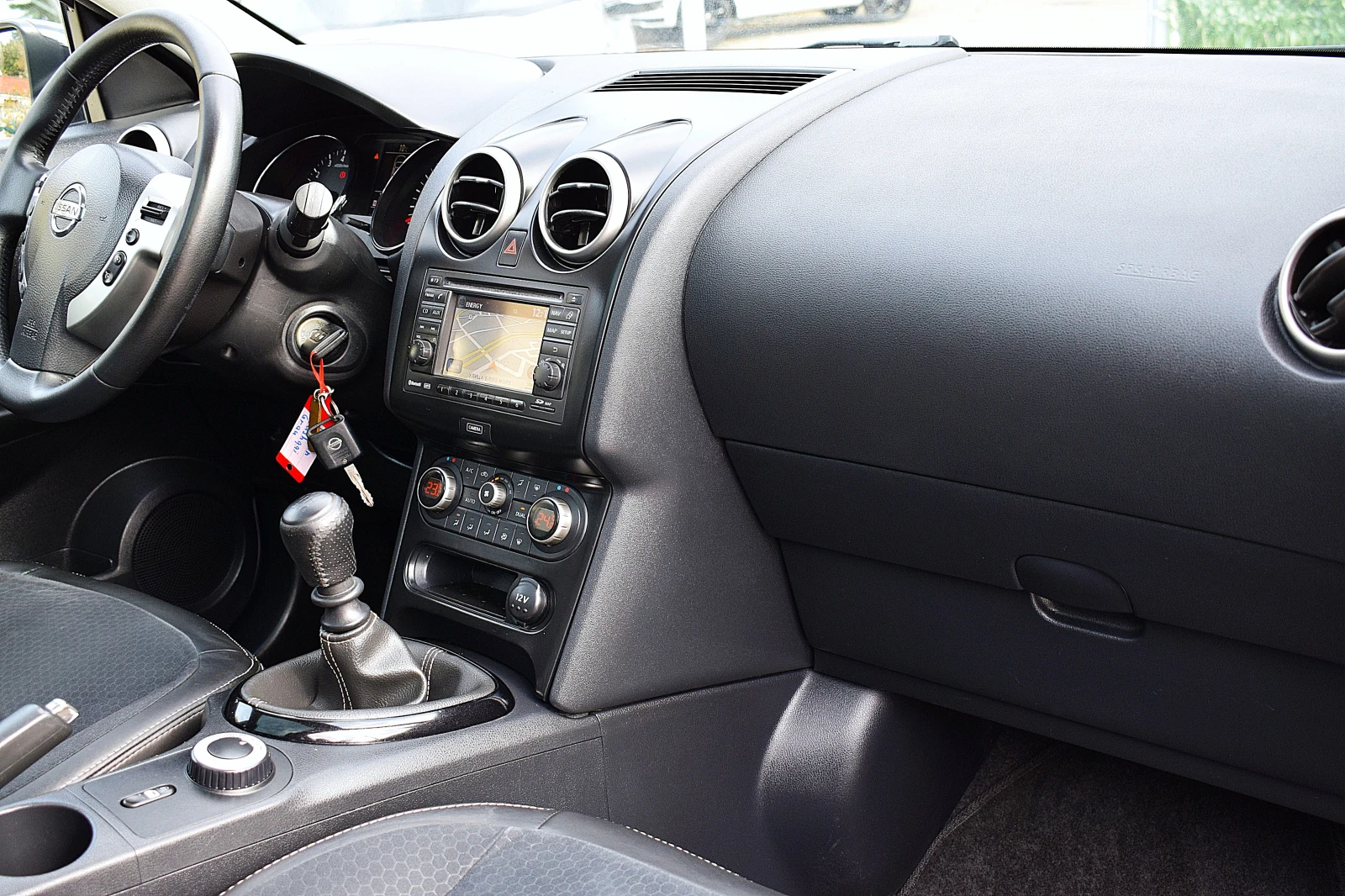 Nissan Qashqai 2.0���������/LUX/4x4 | Mobile.bg � ����������� 13